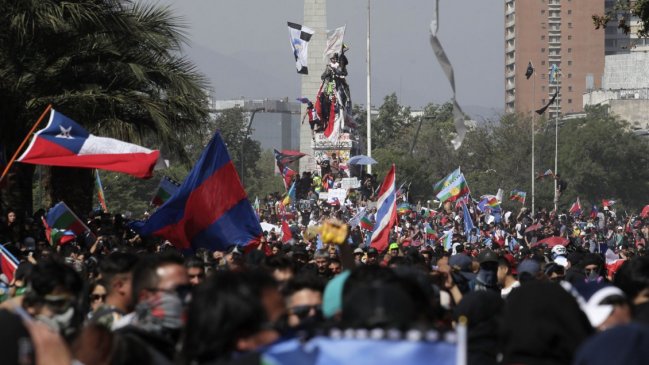 DC pone plazo de 24 horas para lograr acuerdos con el oficialismo sobre una salida a la crisis