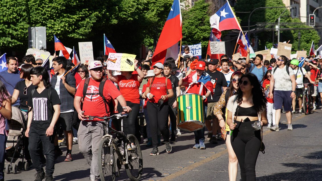 Alcalde de Talca desmintió versión sobre supuesta firma de decreto que avalaría la represión policial