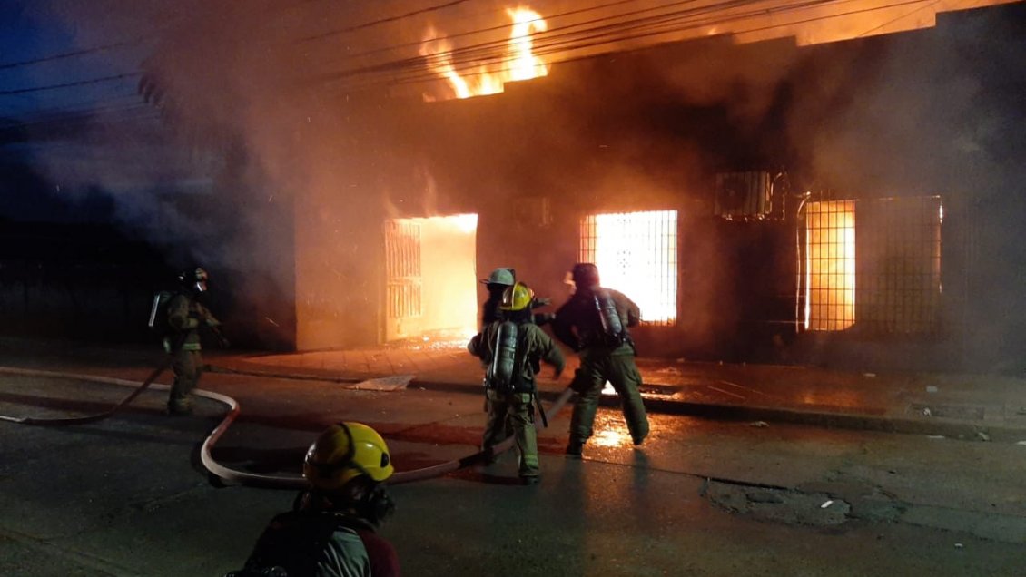 PDI detuvo a cinco sospechosos de incendios y saqueos en Talca