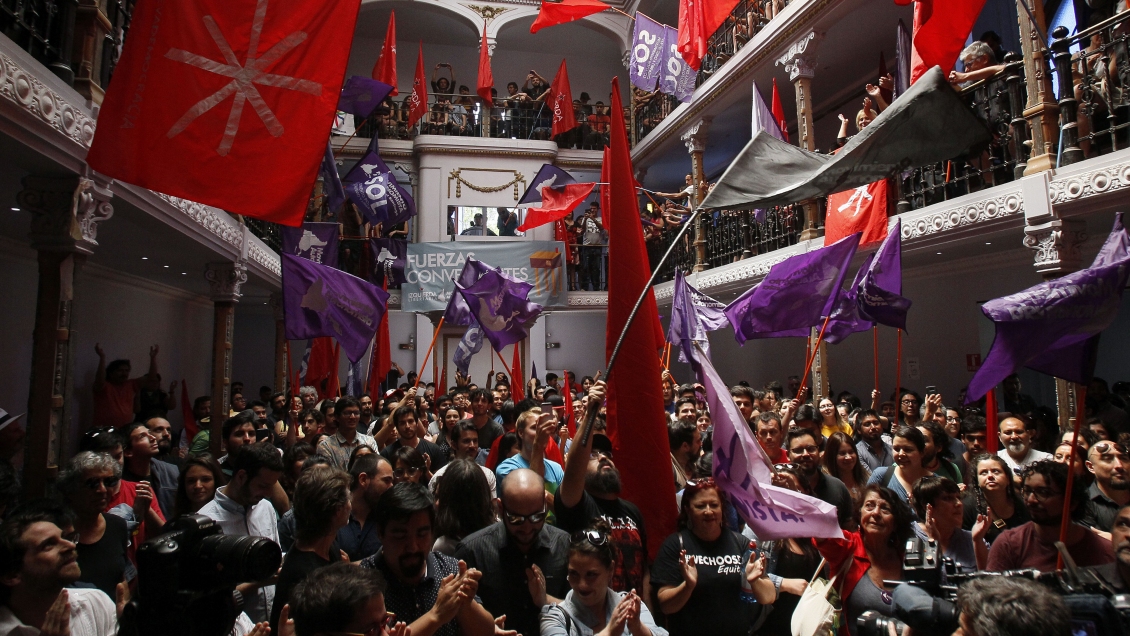 Frente Amplio se reunirá para abordar la crisis que vive el bloque