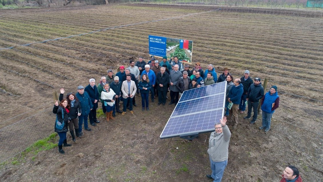 Pequeños agricultores de Ñuble recibieron bonos para riego tecnificado con energía solar