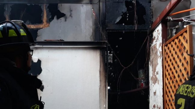 Incendio afectó a hostal en el centro de Antofagasta
