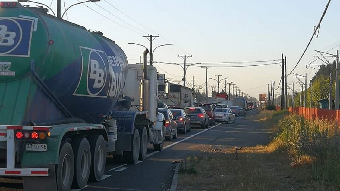 Conductores de buses Coronel-Lota iniciaron paralización