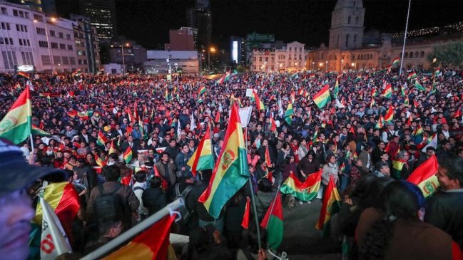 Bolivia dio un tímido paso para unas nuevas elecciones