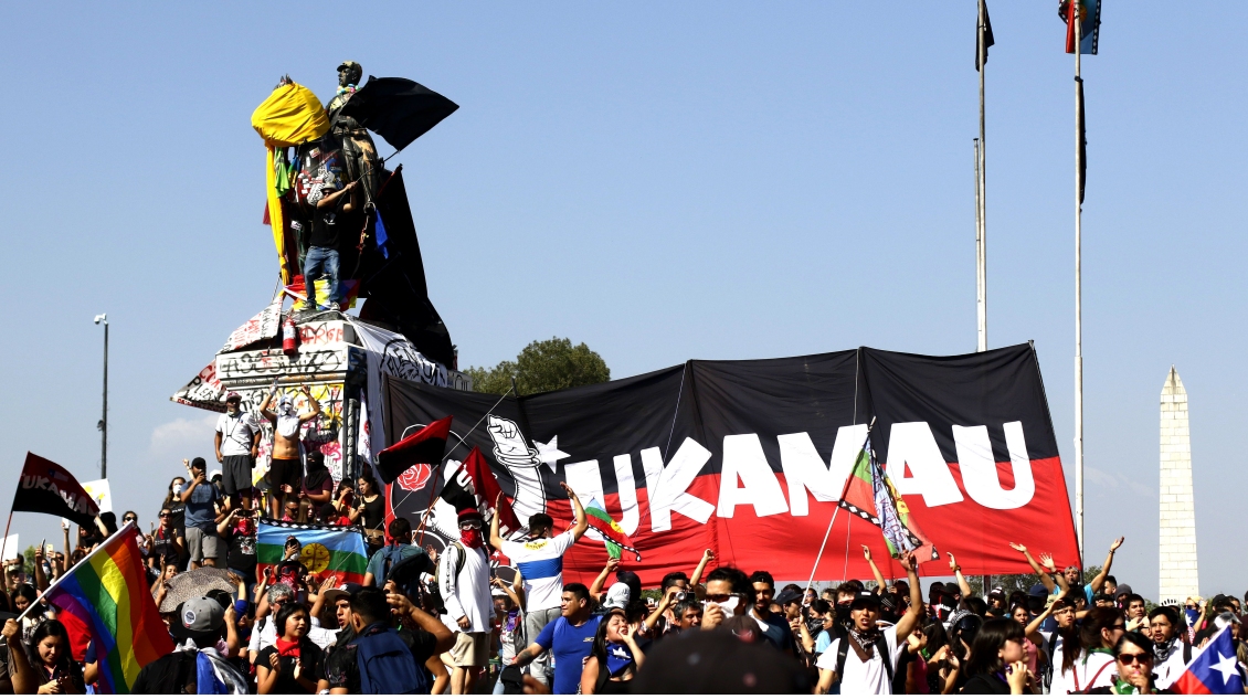 Congreso avanza en el acuerdo social mientras siguen las protestas