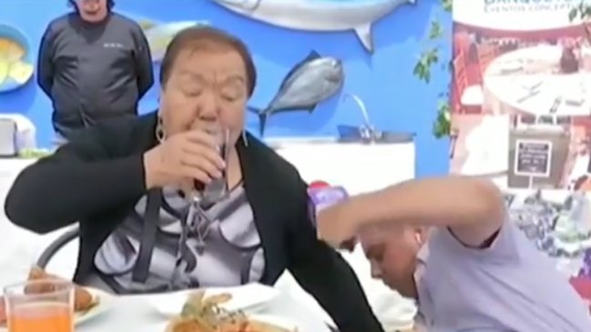 Mujer soñaba con comer pescado frito y Viñuela arruinó el emotivo momento