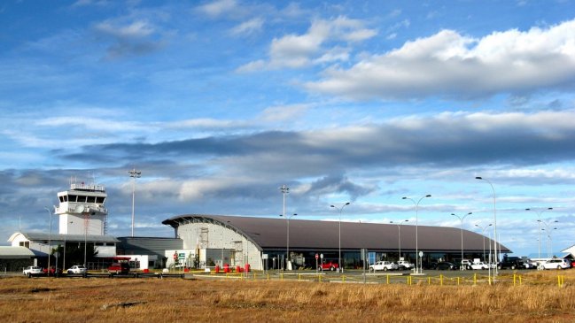 Punta Arenas: PDI detuvo a sujeto acusado de abandonar cocaína en un avión