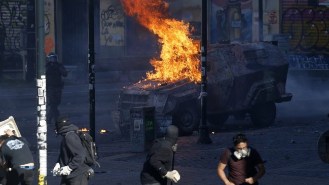 Violentos disturbios en Antofagasta, La Serena, Valparaíso y Concepción