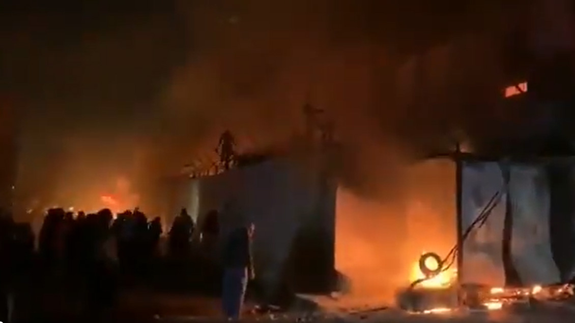 Incendian consulado iraní en una nueva jornada de protestas en Irak