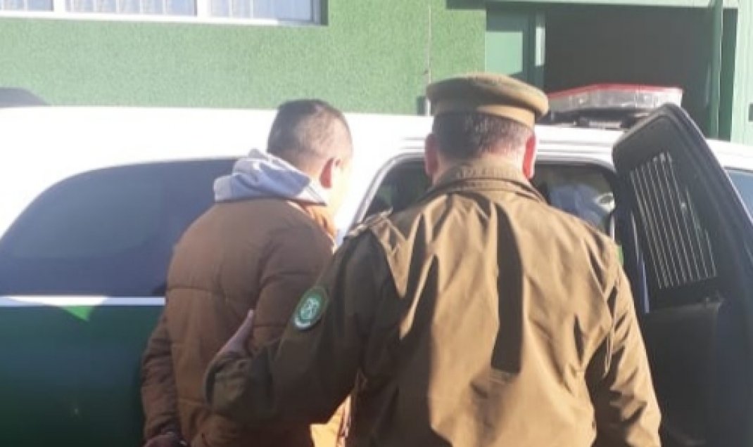 Detuvieron a sujeto acusado de sustraer dinero y cigarrillos desde negocio rural en San Carlos