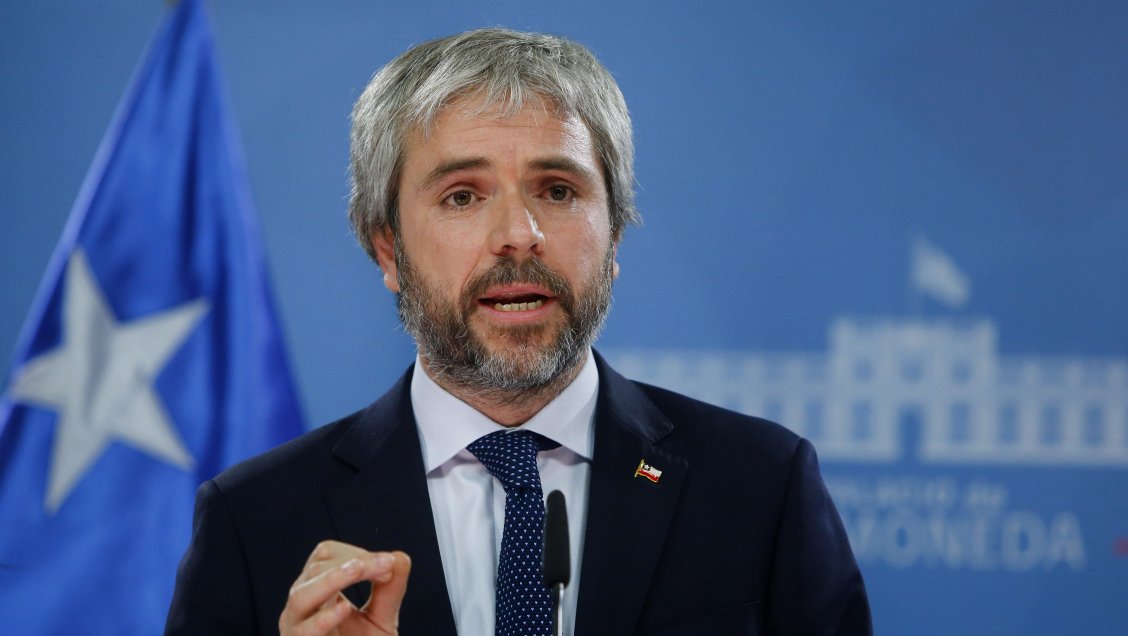 Blumel pidió unidad en Chile Vamos tras discrepancias por la agenda social