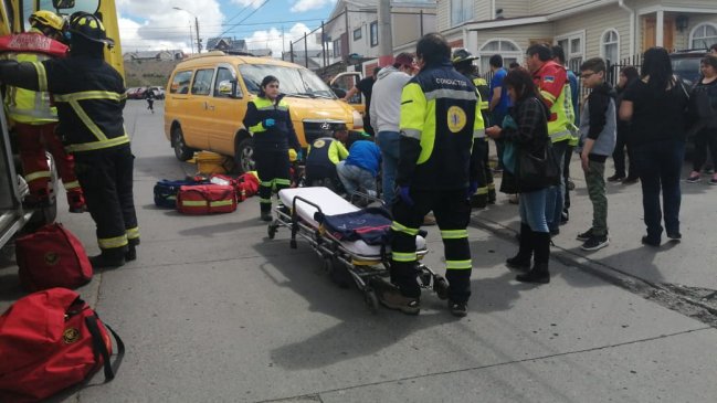 Menor fue atropellado por un furgón escolar en Punta Arenas