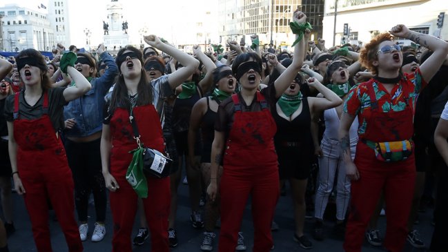 Mónica González: Protesta de LasTesis dio un 