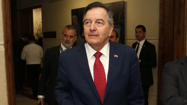 Ampuero: No hay ninguna similitud entre Venezuela y lo que ha ocurrido en Chile