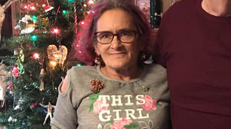 Mujer murió cuando el cigarrillo que fumaba provocó explosión de su tanque de oxígeno