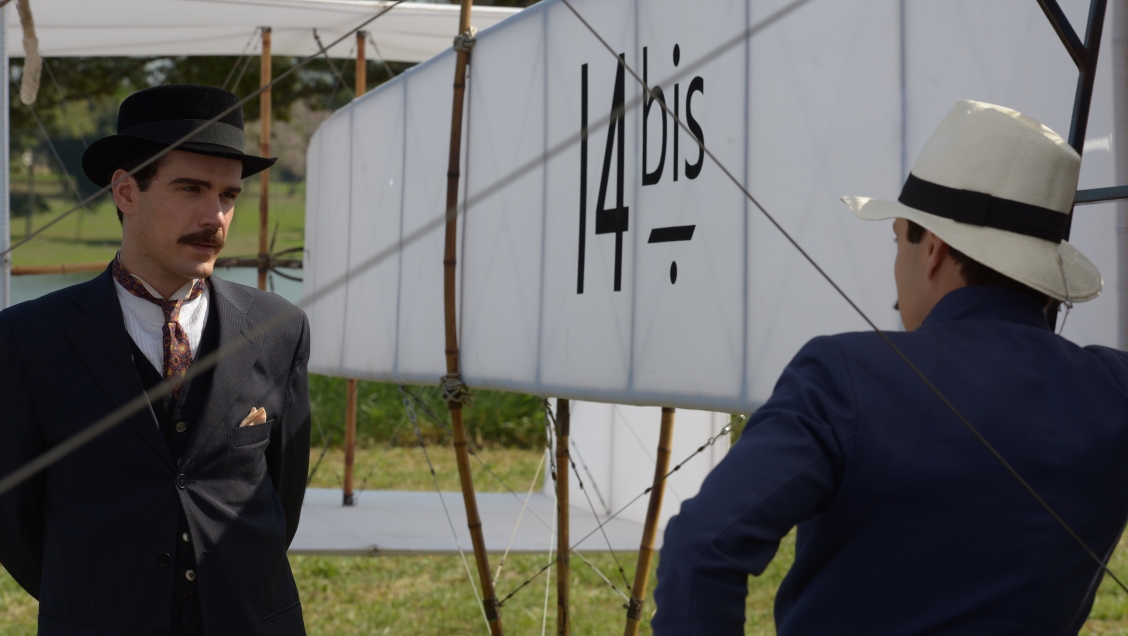 Las curiosidades del 14 Bis, el avión de Santos Dumont que hizo el primer vuelo de la historia