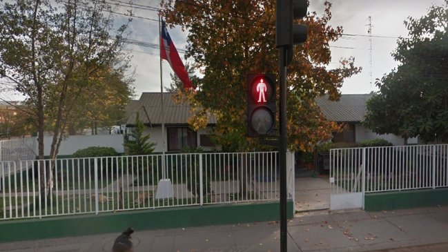 Tres carabineros baleados tras ataque a tenencia en La Granja