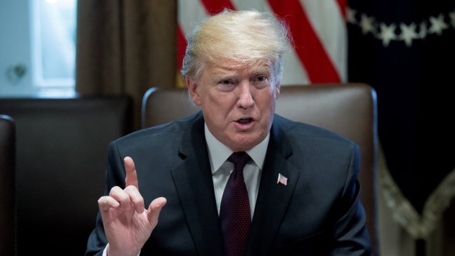 Trump pide a Irán hacer un 