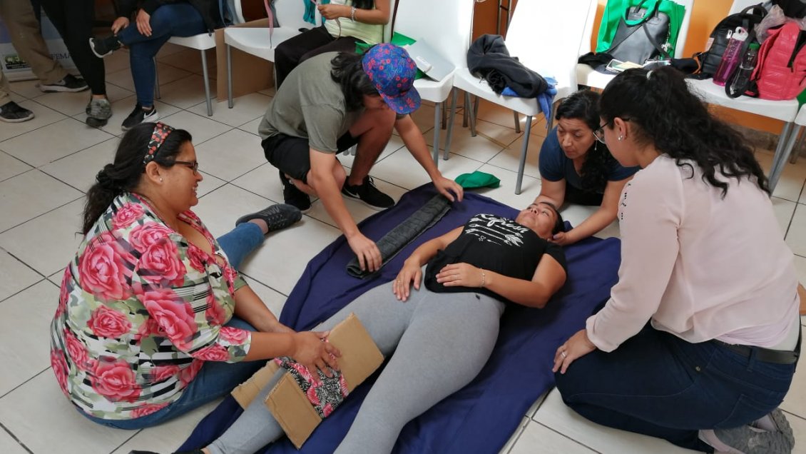 Capacitan a vecinos de Pozo Almonte para enfrentar emergencias