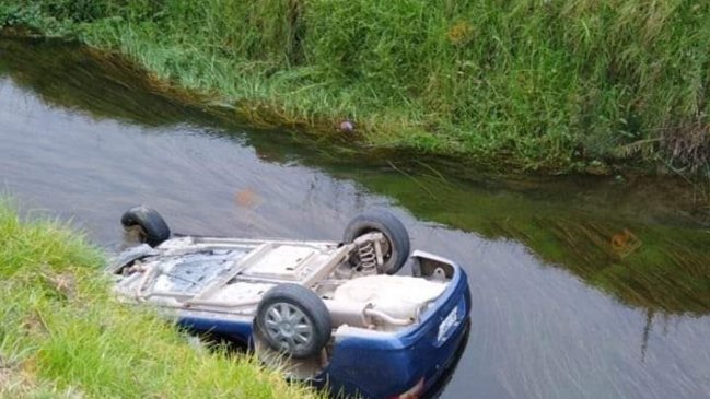 Vehículo volcó y dejó dos víctimas fatales en Pan de Azúcar