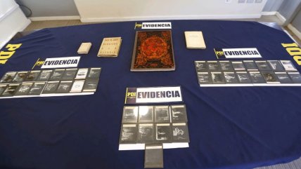  PDI recuperó libros robados desde la Universidad de Chile  