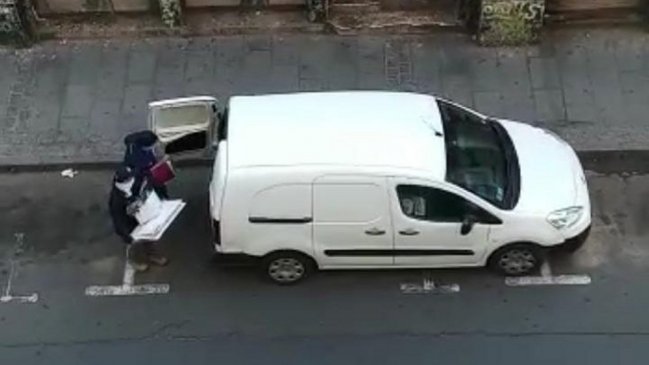 PDI detuvo a dos presuntos saqueadores de tienda Lápiz López de Valparaíso