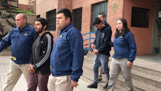 Copiapó: Dos universitarios fueron detenidos por rayar la casa del jefe zonal de Carabineros