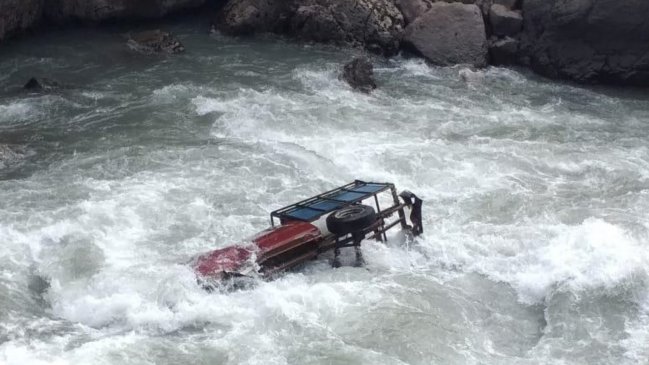 Hallan cuerpo de un joven de 22 años que cayó en camioneta a río de Puerto Ibáñez