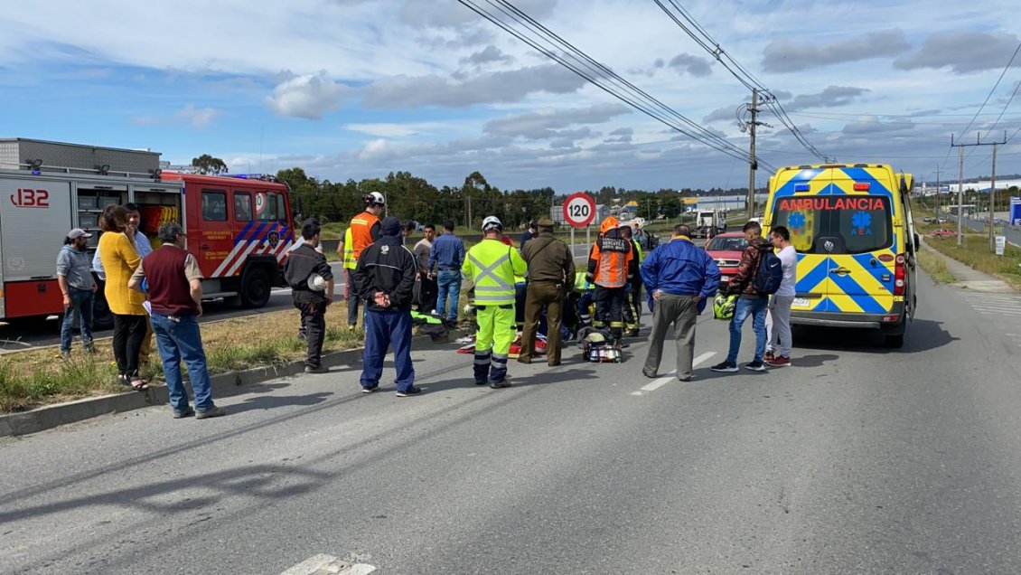 Atropello y choque contra un árbol: Accidentes dejan dos fallecidos en Los Lagos