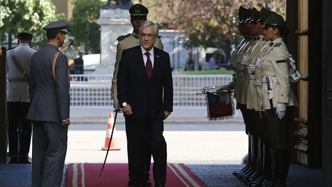 Presidente Piñera declinó viajar al cambio de mando en Argentina