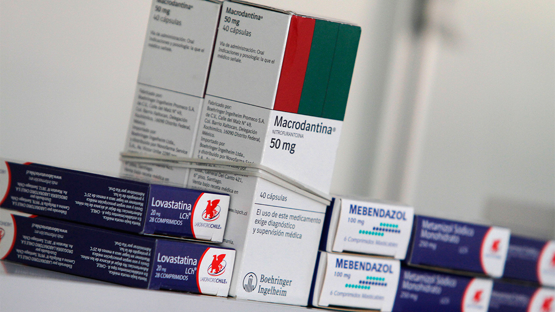 Farmacias independientes denuncian que Fonasa favorece a grandes cadenas en licitación