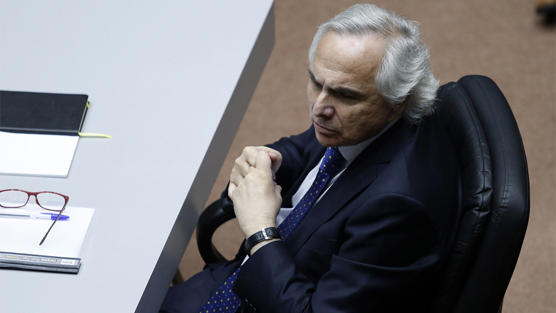 Acusación constitucional: el Senado decide este miércoles el futuro político del ex ministro Chadwick