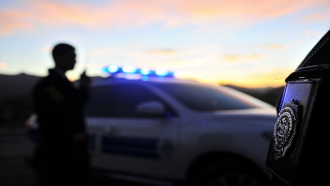 Hombre murió apuñalado en una cancha de barrio en Chillán