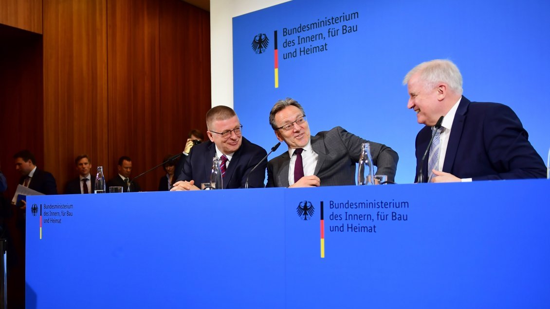 Gobierno alemán presentó plan para combatir criminalidad de la ultraderecha