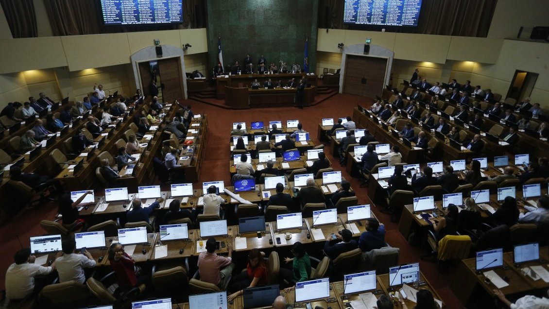 Congreso aprobó reajuste al sector público y quedó listo para ser ley