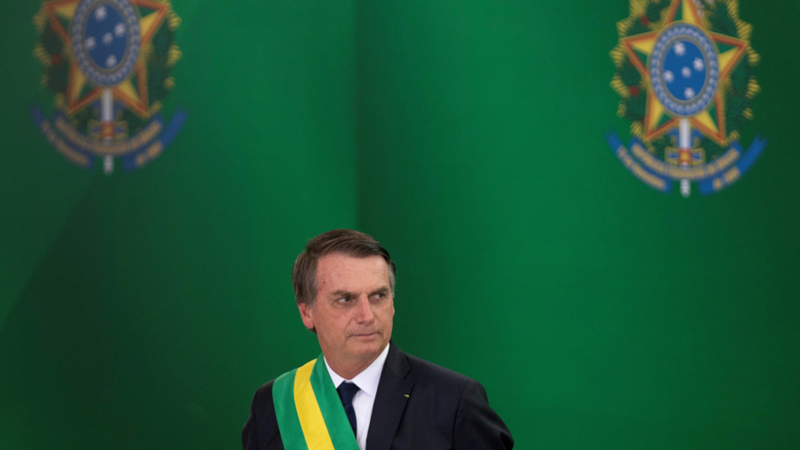 Lula dice que Bolsonaro quiere destruir a Brasil como en la Alemania nazi