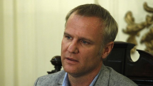 Felipe Kast por paridad de género: Abstenerse es demostrar que vamos a cumplir el acuerdo