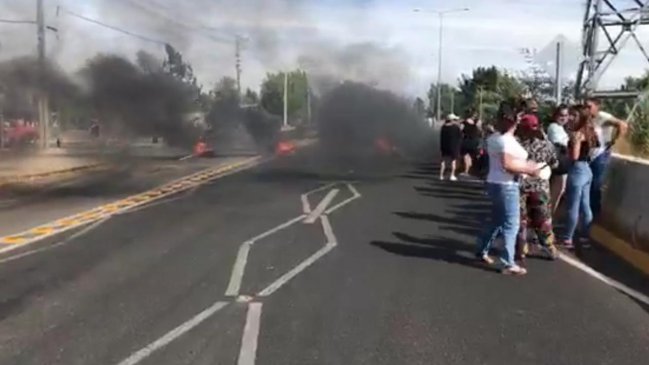 Vecinos se tomaron ruta Talca - San Clemente tras fatal atropello