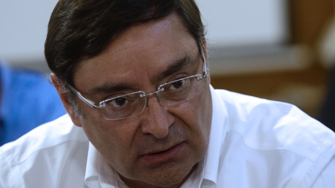 Oposición evalúa acusación constitucional contra el intendente Guevara