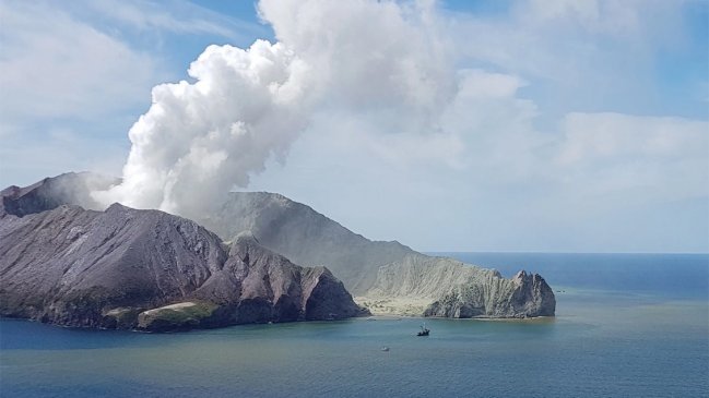 Nueva Zelanda suspendió la búsqueda de desaparecidos tras erupción volcánica