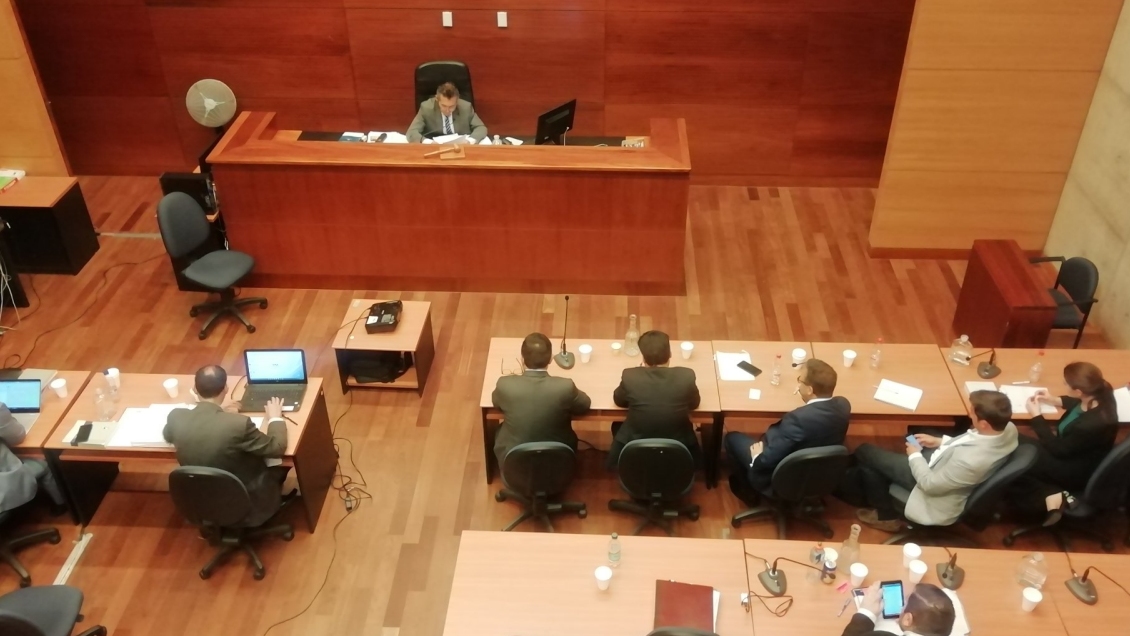 Prisión preventiva para cinco carabineros acusados de tortura en Ñuñoa