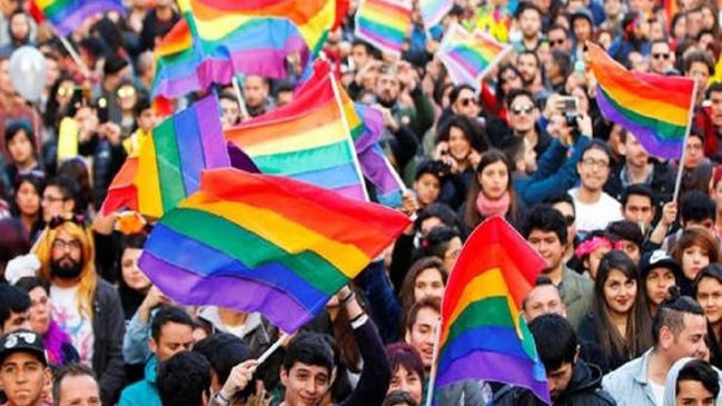 Histórico: desde este viernes, las personas trans pueden realizar cambio de nombre y sexo legal