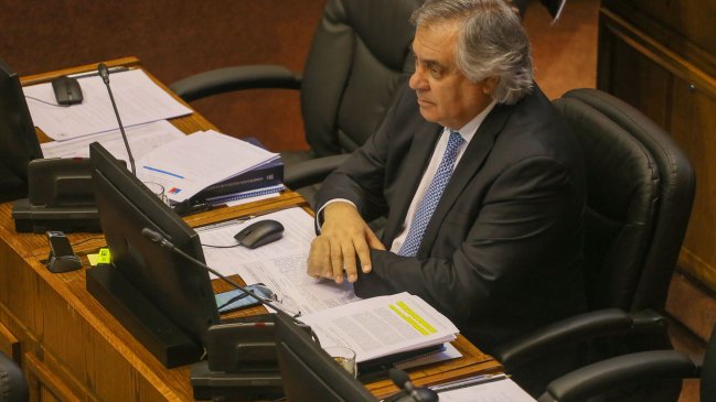 Atacama: Minera presentó querella por supuesta estafa contra senador Rafael Prohens