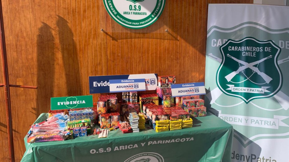 Incautan más de 400 cajas de fuegos artificiales durante un operativo en Arica
