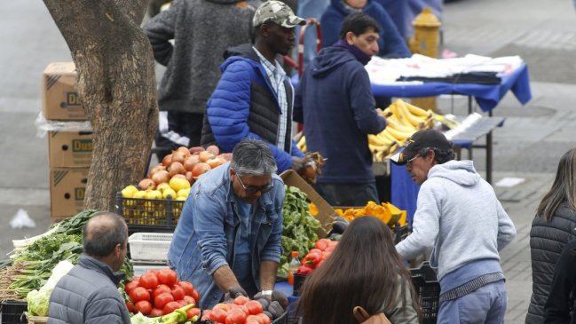 Este 1 de enero comenzó normativa que regula comercio ambulante en Puerto Montt