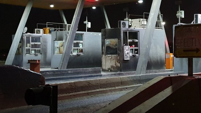 En prisión preventiva quedaron los cuatro acusados de quemar casetas de peaje en Puente Alto