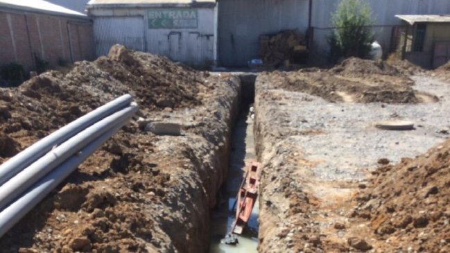 Quirihue: Prohíben funcionar a supermercado por presencia de aguas servidas