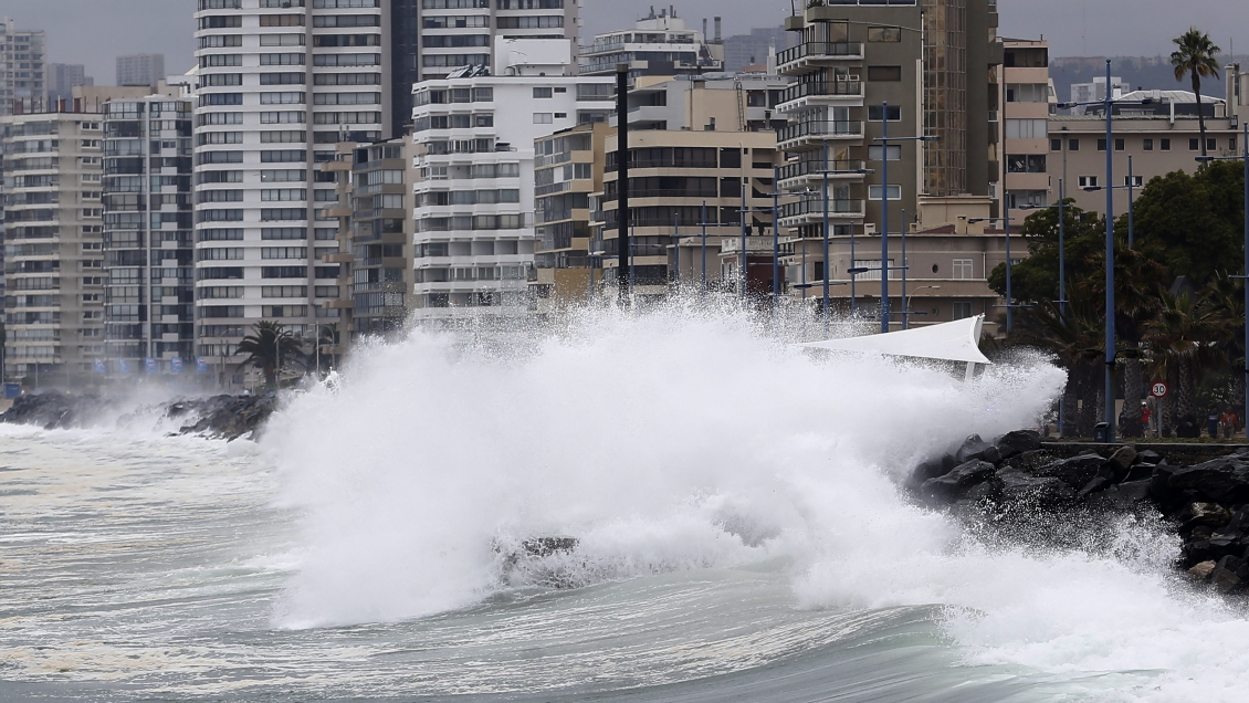 Armada alertó sobre marejadas anormales desde el domingo entre Arica y Constitución