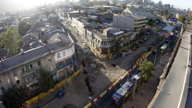 Hombre murió tras caer a una fosa con electricidad en obras del corredor Independencia