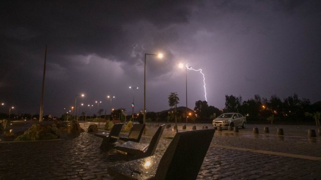 Meteorología advierte sobre posibles tormentas eléctricas en el centro del país